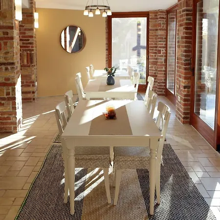 Villa Woodland