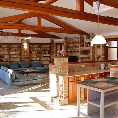 Villa Woodland *
